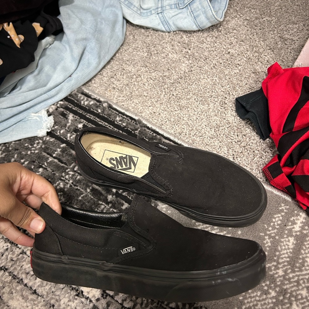 Vans Classic Black Slip-Ons - Picture 2 of 4